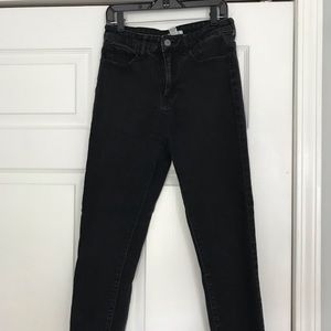 F21 black high rise jeans size 28